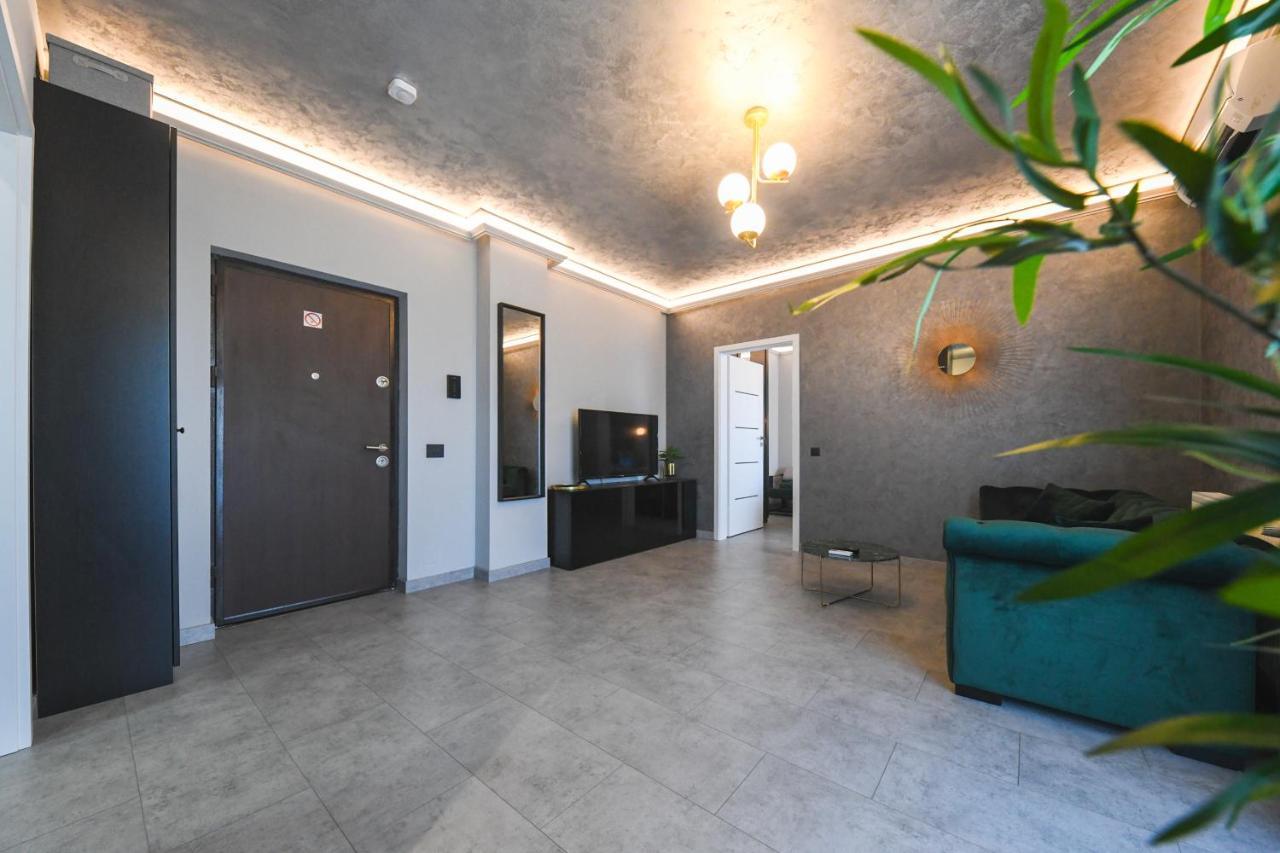 Panoramic Apartment With Terrace 클루지나포카 외부 사진