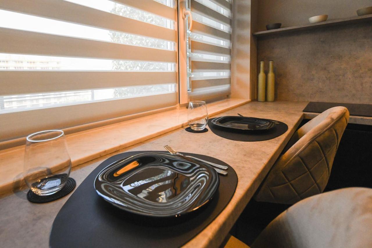 Panoramic Apartment With Terrace 클루지나포카 외부 사진