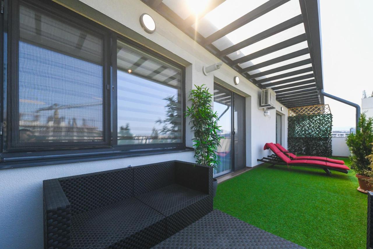 Panoramic Apartment With Terrace 클루지나포카 외부 사진