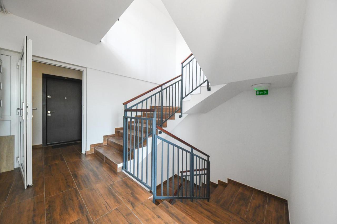 Panoramic Apartment With Terrace 클루지나포카 외부 사진